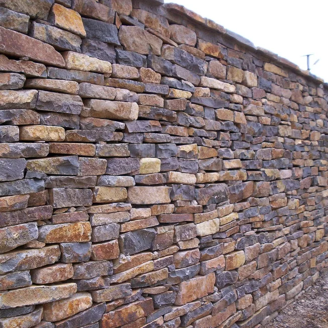 Andezit A52 stavební kámen