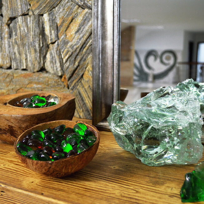 GREEN skleněné valouny/dekorační kameny