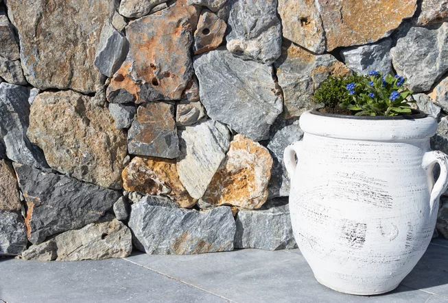 IRON RF88 kamenný obklad