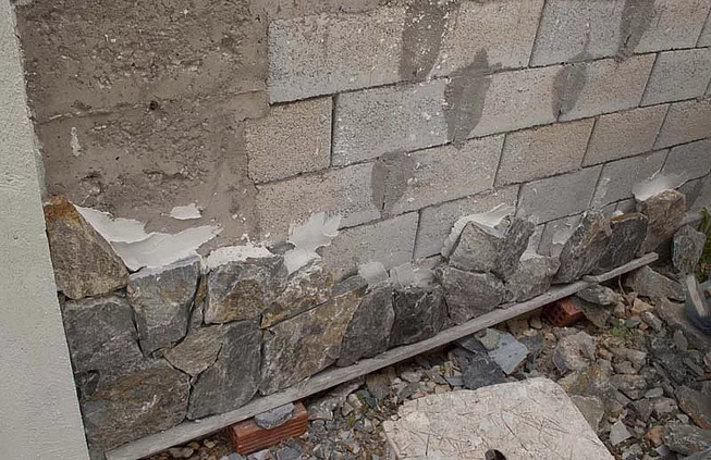 IRON RF88 kamenný obklad