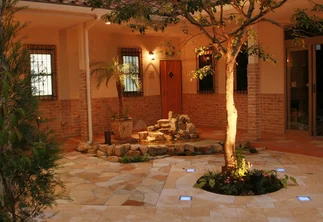 Jak použít kámen v zahradě