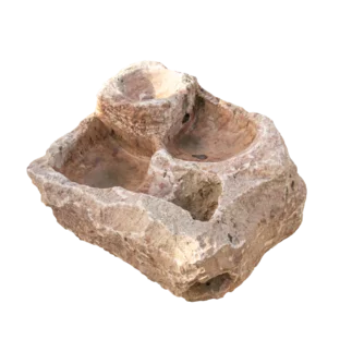 Mini vodopád z kamene