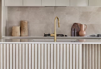 Obklady a dlažby z přírodního kamene - nejsou jen exteriérovou záležitostí