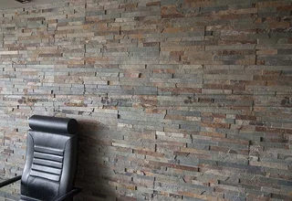 obložení stěny kamenným obkladem