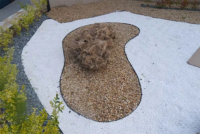 Pouštní růže PR22 kusový kámen / lomový kámen