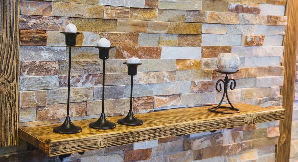 Přírodní kámen v interiéru