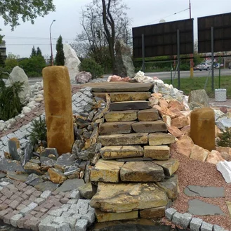 šterk do zahrady, kamenné sloupy, kamenné desky, kamenné kostky šterk do zahrady, kamenné sloupy, kamenné desky, kamenné kostky