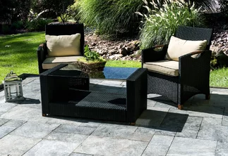 Terasy a dlažba z kamene