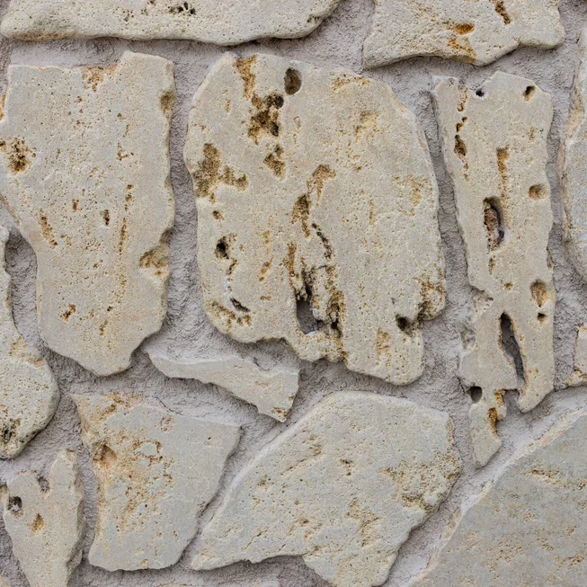 Travertin ATR55 děrovaný kamenný obklad/dlažba