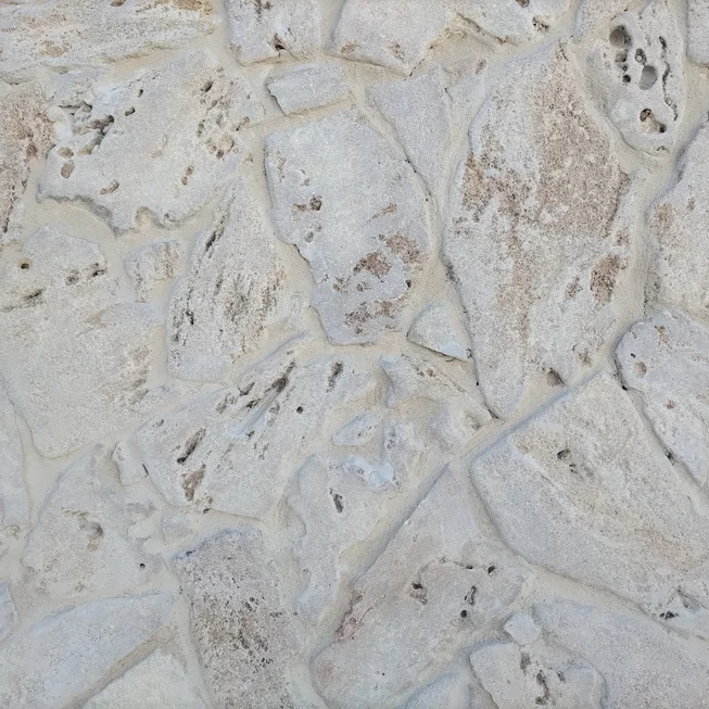 Travertin ATR55 děrovaný kamenný obklad/dlažba