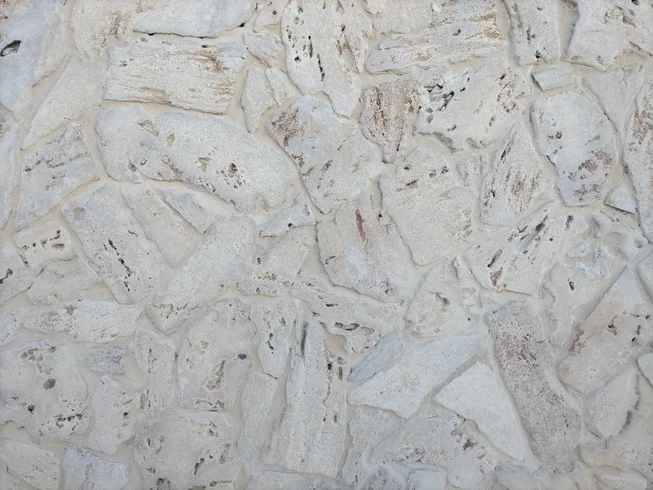 Travertin ATR55 děrovaný kamenný obklad/dlažba