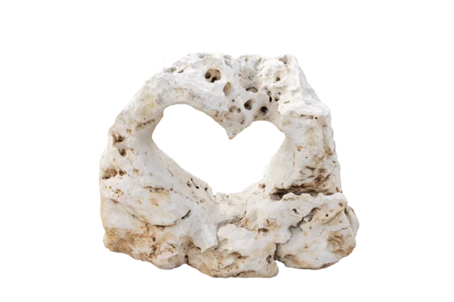 Travertin děravý TR51 podřezaný solitérní kámen