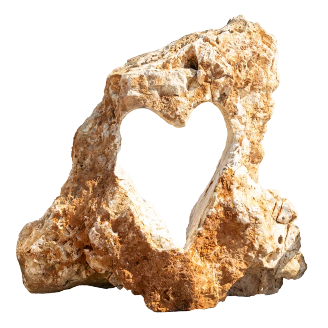 Travertin děravý TR51 podřezaný solitérní kámen