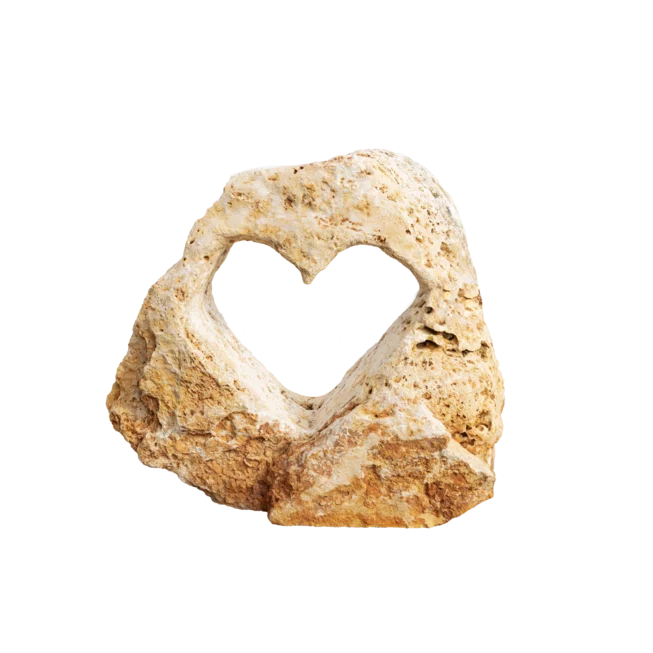 Travertin děravý TR51 podřezaný solitérní kámen