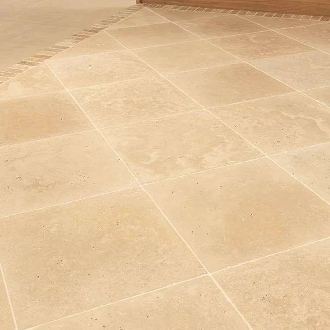 Travertin LIGHT Antik ATR22 velkoformátovaný obklad / dlažba