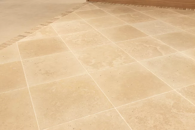 Travertin LIGHT Antik ATR22 velkoformátovaný obklad / dlažba