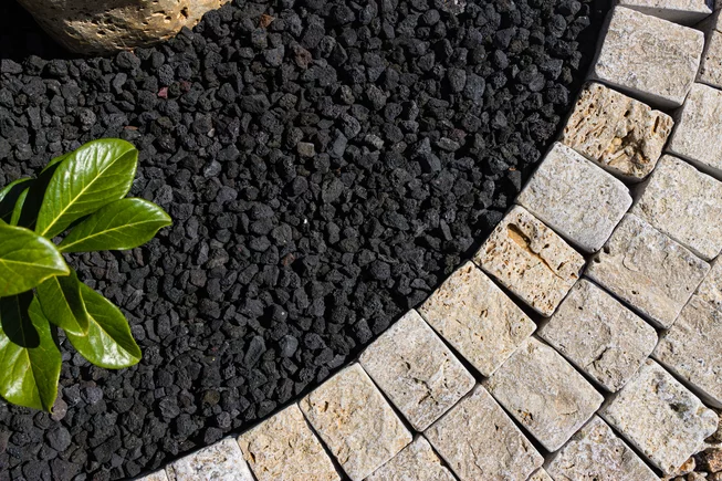 Travertin MOCCA ATR56 kamenná kostka