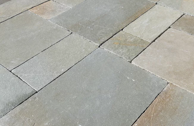 Vápenec Antik AV24 mozaika “XL“ - obklad / dlažba