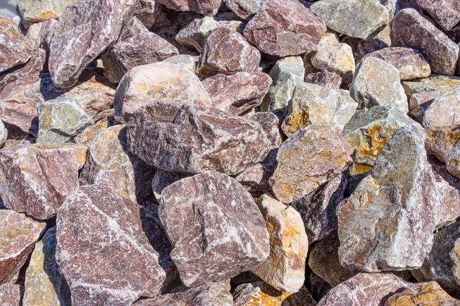 Vápenec V24 výplň do gabionů