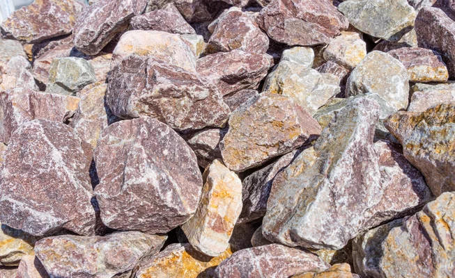 Vápenec V24 výplň do gabionů