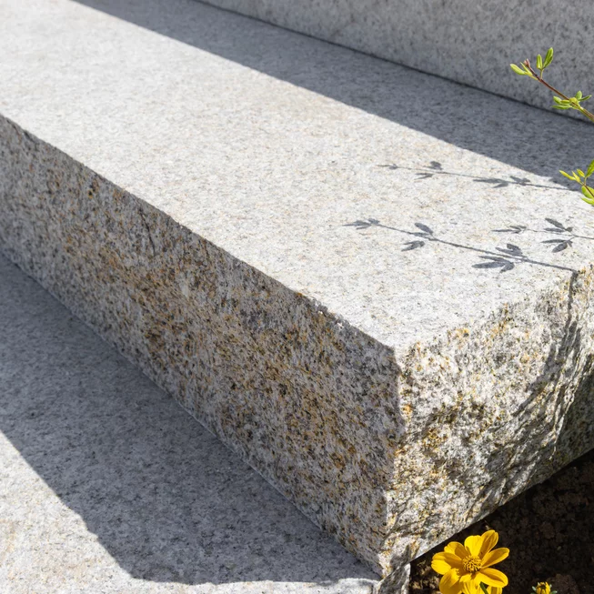 Žula Z25 schody kamenné schody / bloky s osekaným krajem