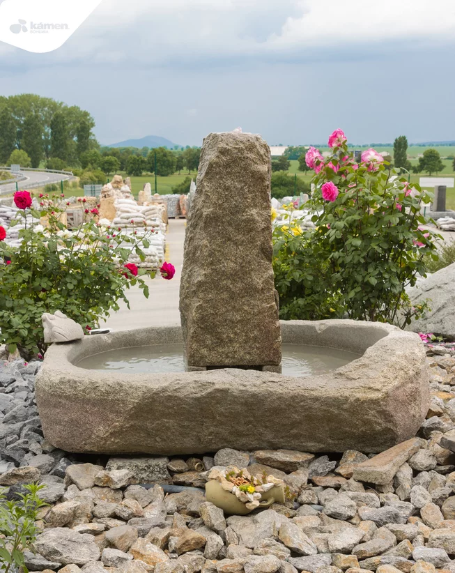 Žula Z81 fontána z kamene