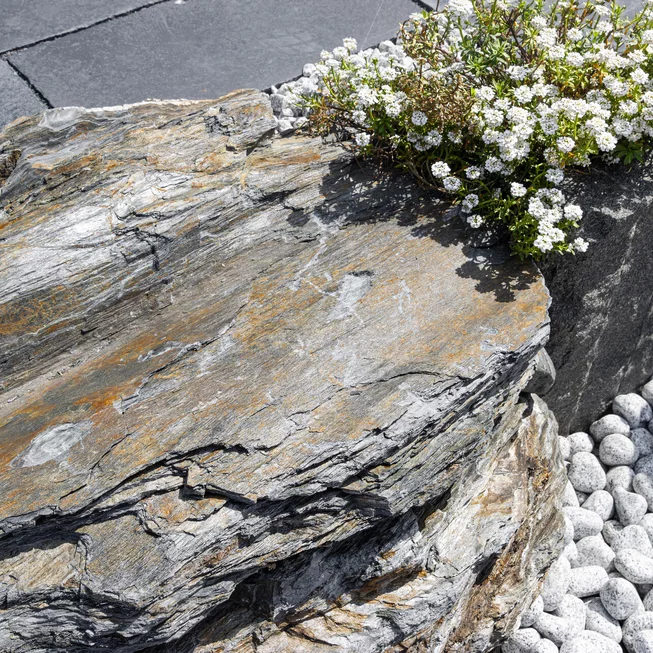 Žula Z85 dekorační valouny / okrasné kamenivo