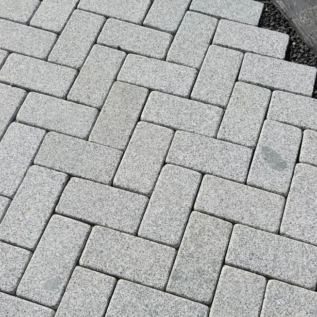 Žula Z85 hranol/dlažba