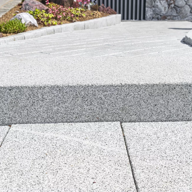 Žula Z85 kamenné schody / bloky